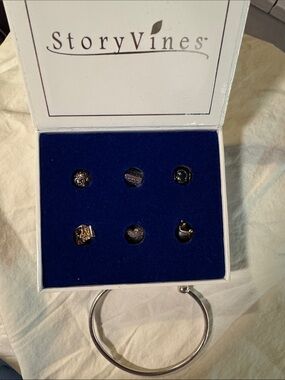 Set of 6 StoryVine Charms and Silver Charm Bangle Bracelet